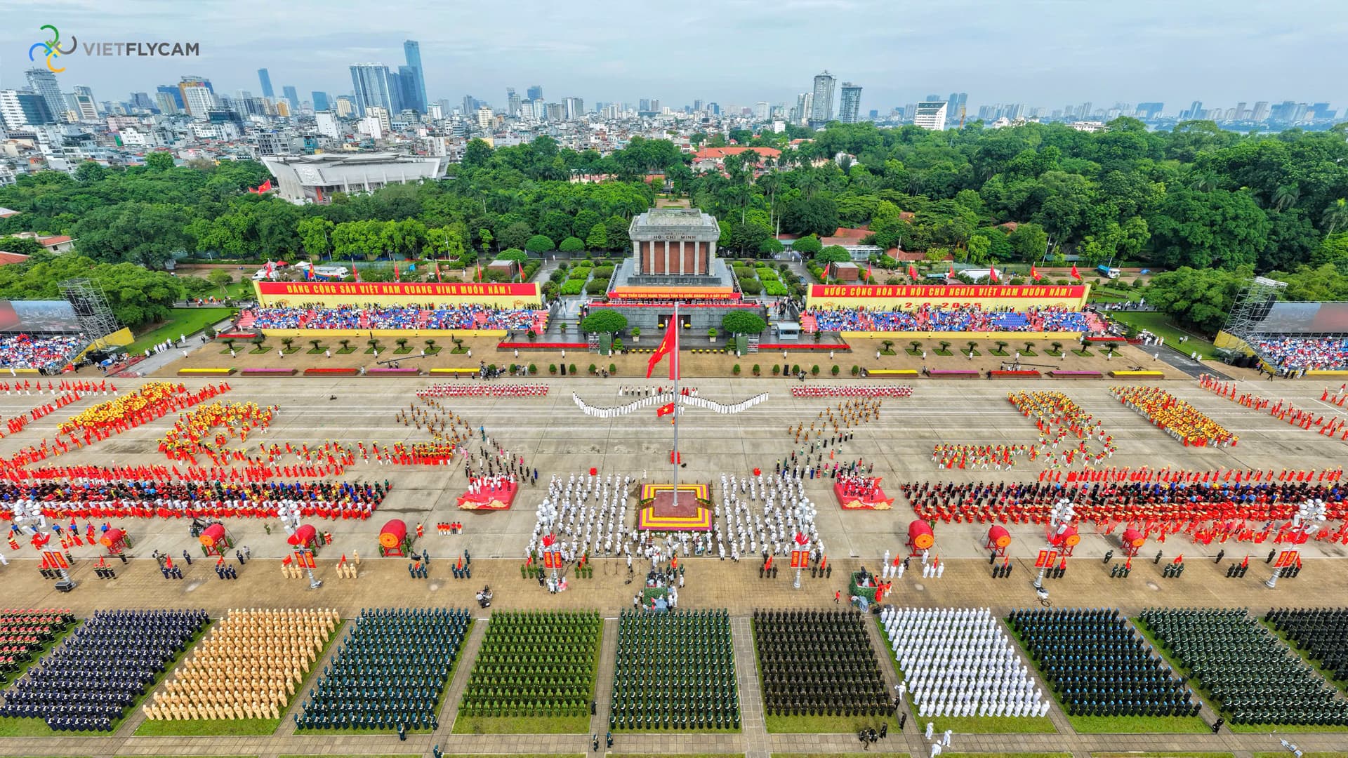 Lễ quốc khánh đầu tiên